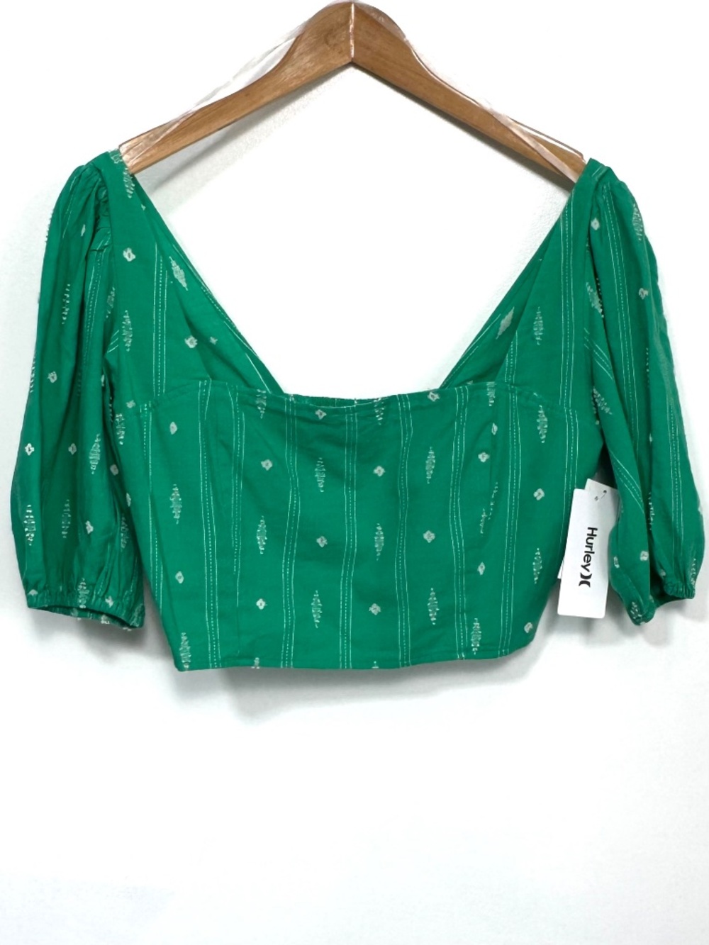 NWT Hurley Green & White Embroidered Puff Sleeve Smocked Crop Top, Size L